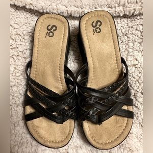 SO Black Strappy Sandals size 7
